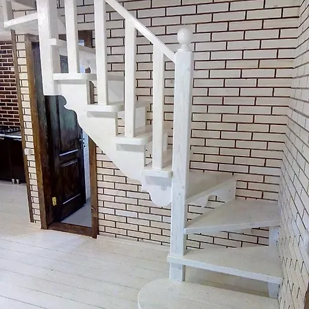 під горою 2 Сasa de vacaciones Sheshory