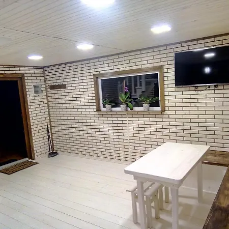 Vakantiehuis під горою 2 *