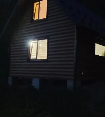 під горою 2 펜션 셰쇼리