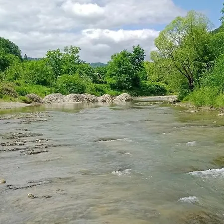 під горою 2 Сasa de vacaciones *