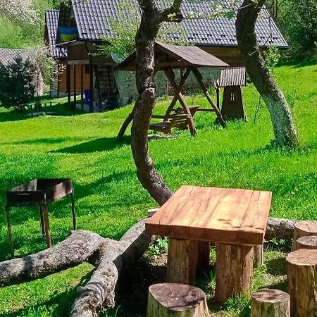 під горою 2 Vakantiehuis *