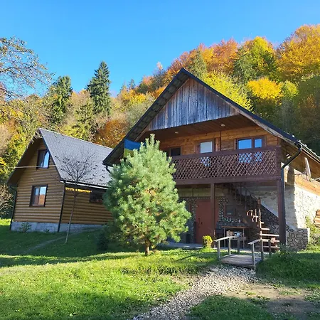 Сasa de vacaciones під горою 2